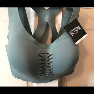 Victoria’s Secret Angel Max 36D
